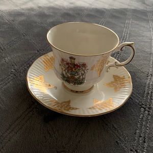 Beautiful cup and saucer!!